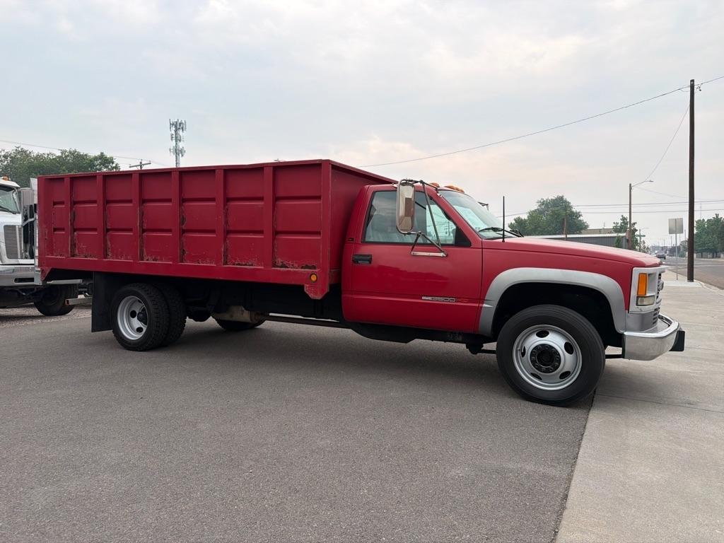 GMC Sierra 3500 2WD 2002