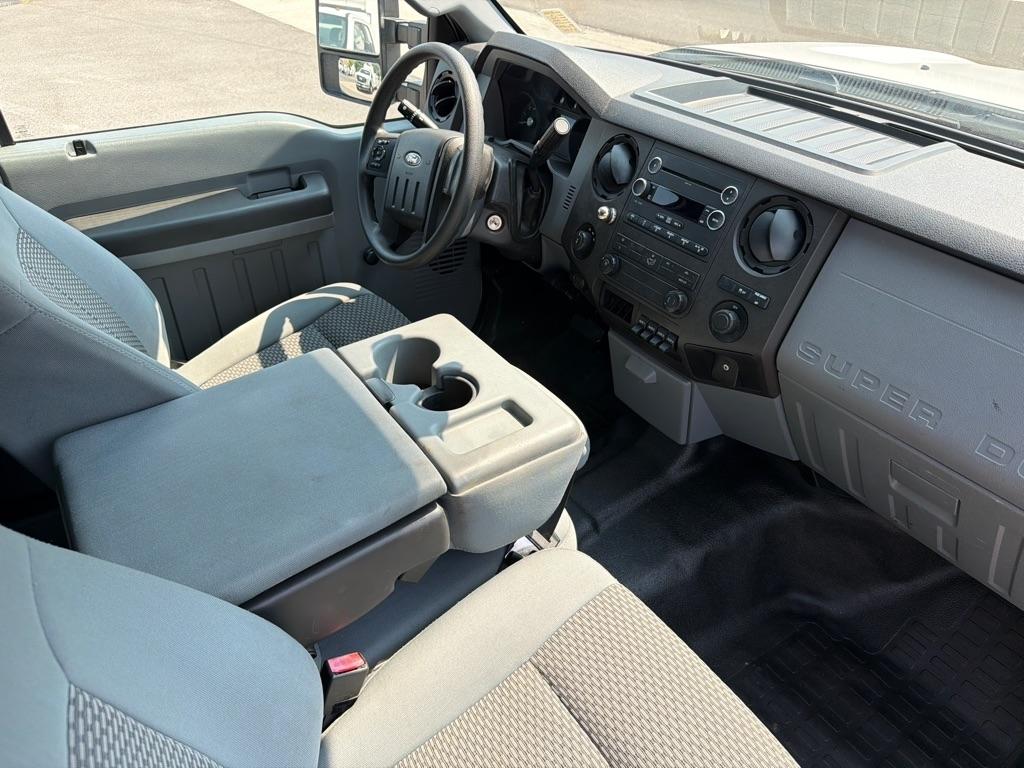 Ford F-250 SD XL SuperCab 4WD 2015