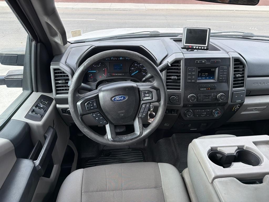 Ford F-250 SD XL SuperCab 4WD 2017