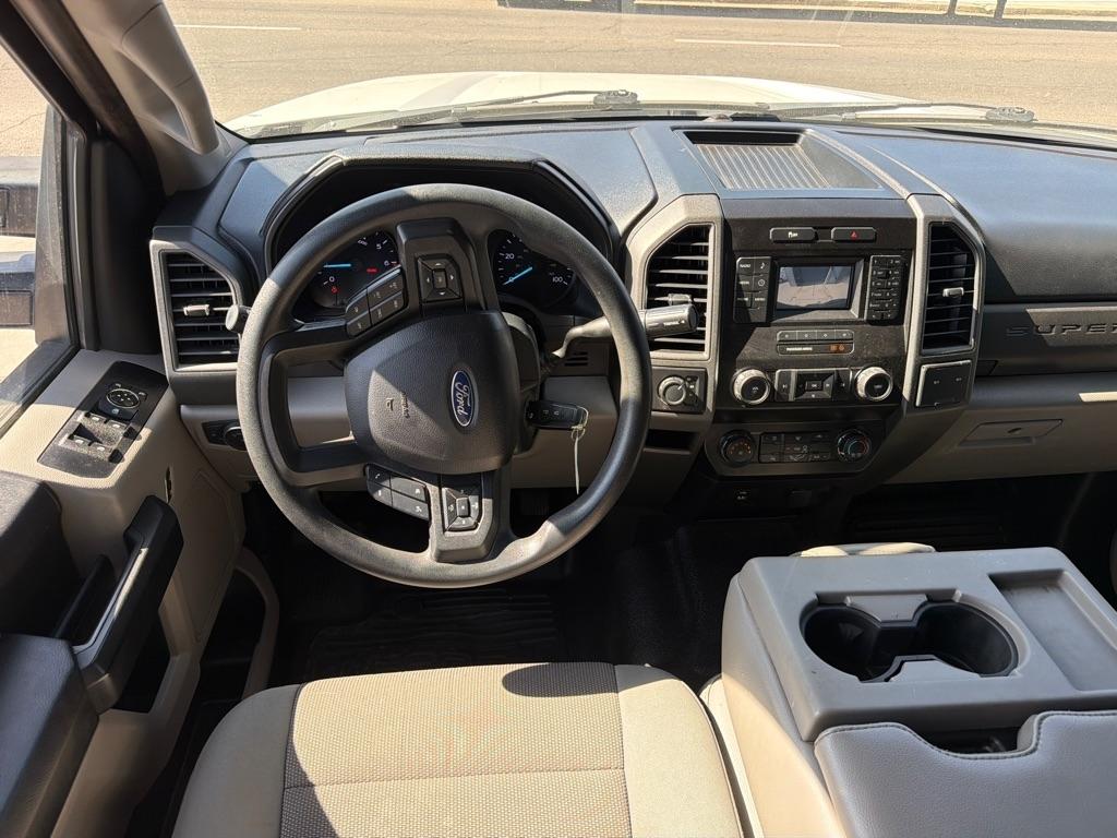 Ford F-250 SD XL SuperCab 4WD 2019