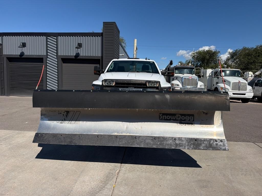 Chevrolet Silverado Medium Duty  2021