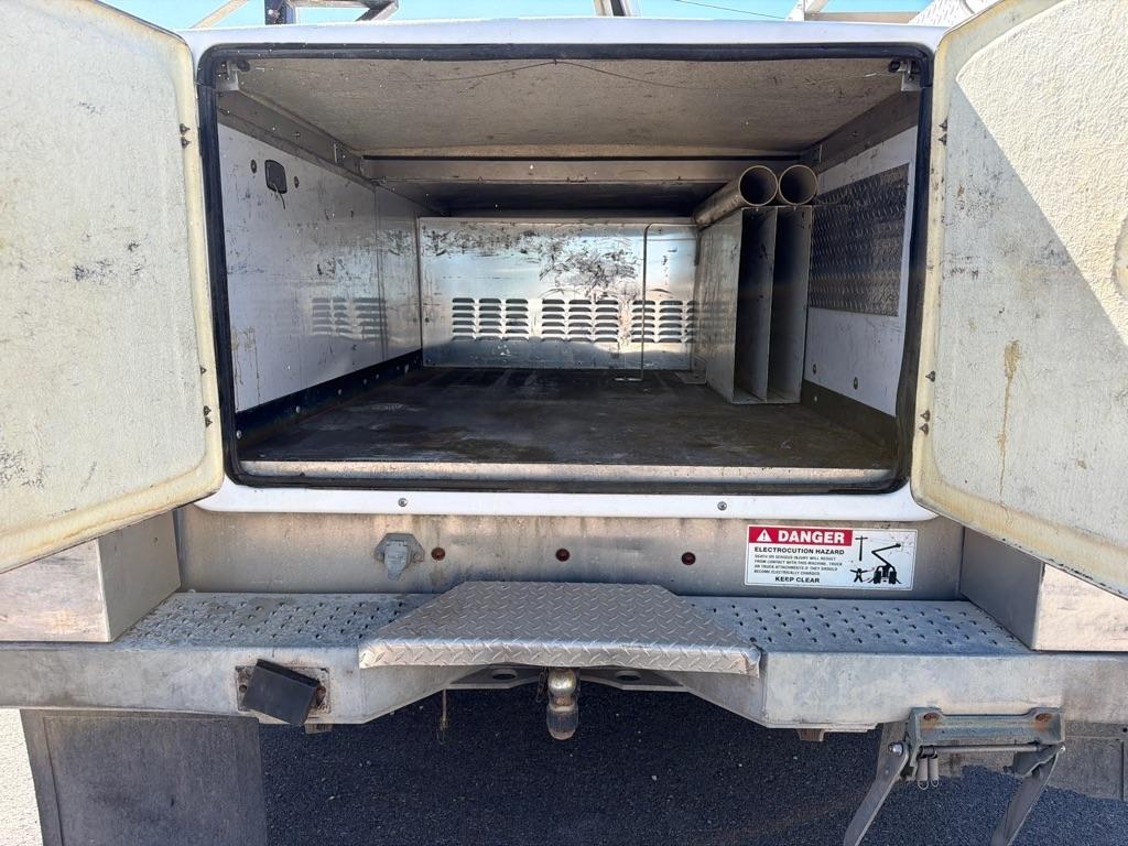 Ford F-450 SD Regular Cab DRW 4WD 2013