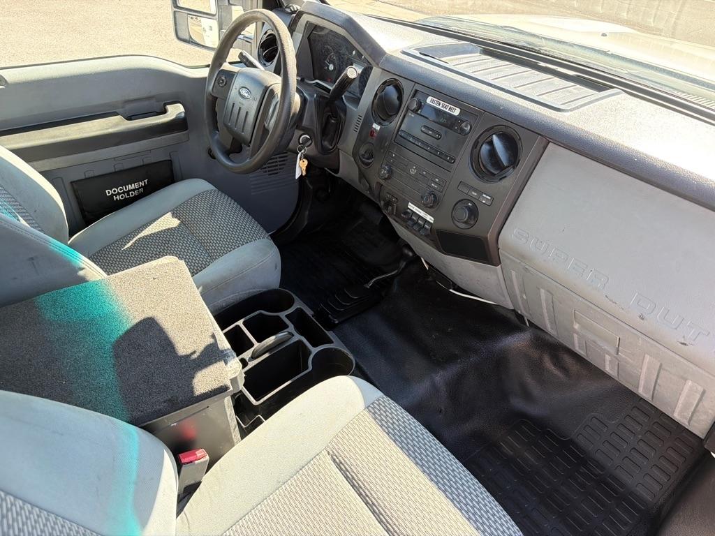 Ford F-450 SD Regular Cab DRW 4WD 2013