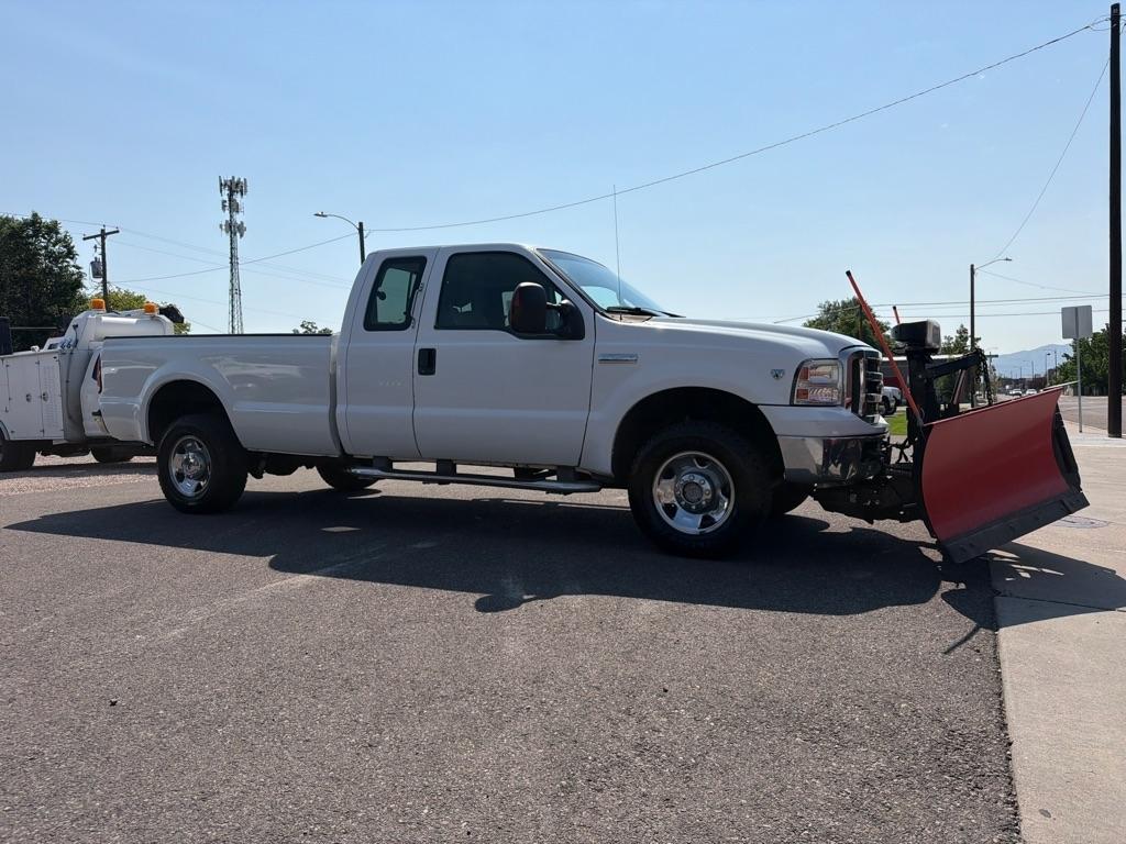Ford F-250 SD XL SuperCab 4WD 2005
