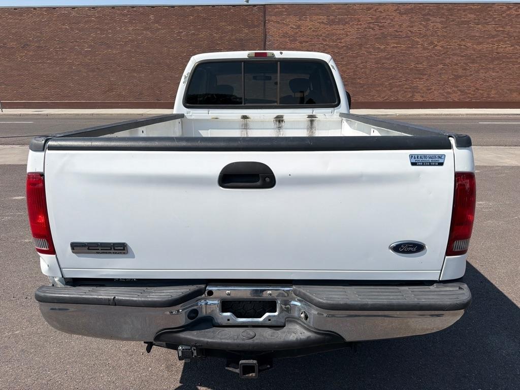 Ford F-250 SD XL SuperCab 4WD 2005