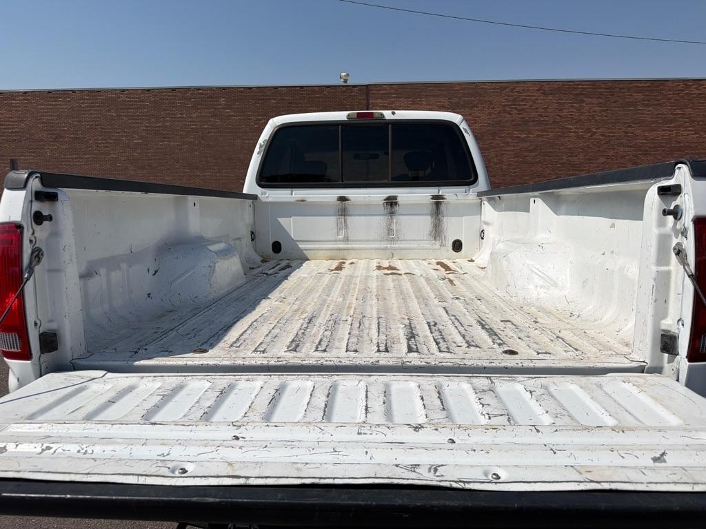 Ford F-250 SD XL SuperCab 4WD 2005