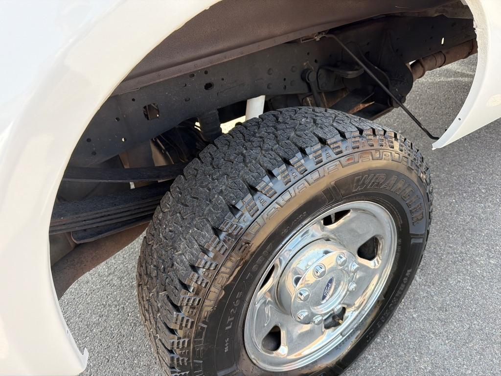 Ford F-250 SD XL SuperCab 4WD 2005