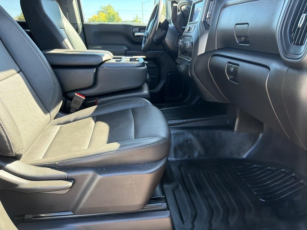 Chevrolet Silverado 3500HD Work Truck Crew Cab 4WD 2025