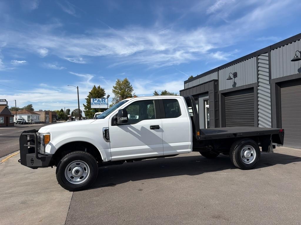 Ford F-350 SD XL SuperCab 4WD 2017