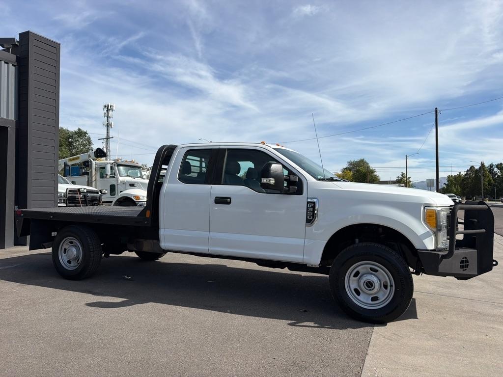 Ford F-350 SD XL SuperCab 4WD 2017