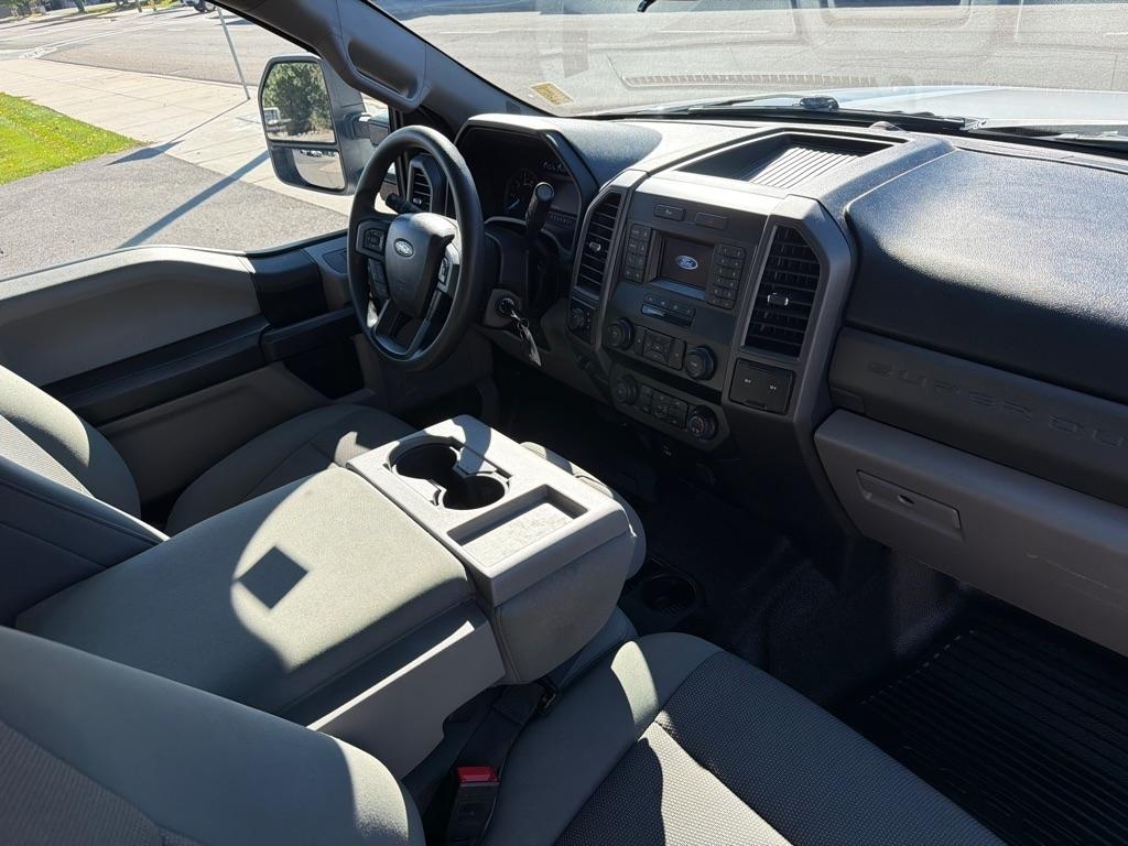 Ford F-250 SD XL SuperCab 4WD 2021