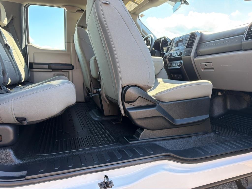 Ford F-250 SD XL SuperCab 4WD 2021