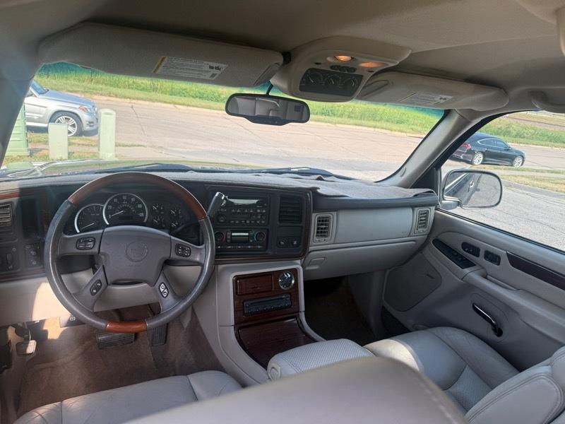 2003 Cadillac Escalade Base - Photo 9
