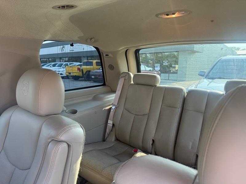 2003 Cadillac Escalade Base - Photo 11