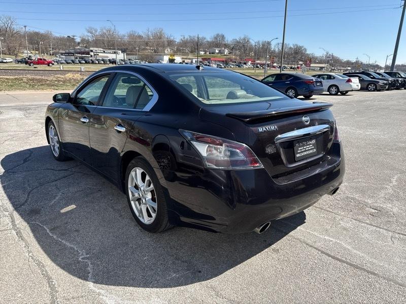 Nissan Maxima S 2013