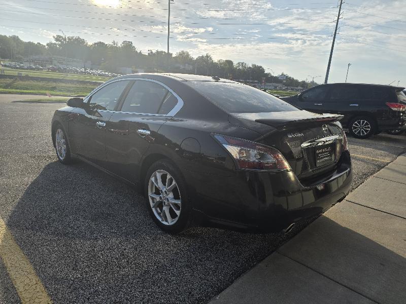 Nissan Maxima S 2013