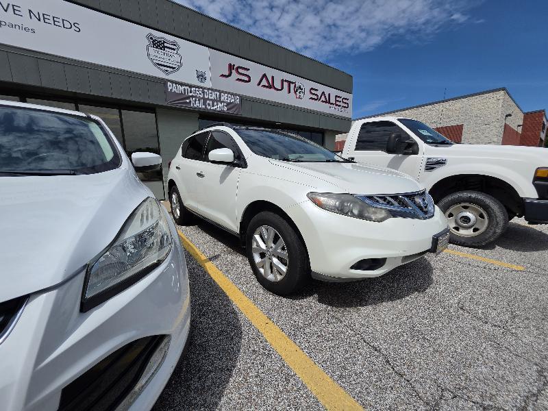 Nissan Murano S AWD 2011