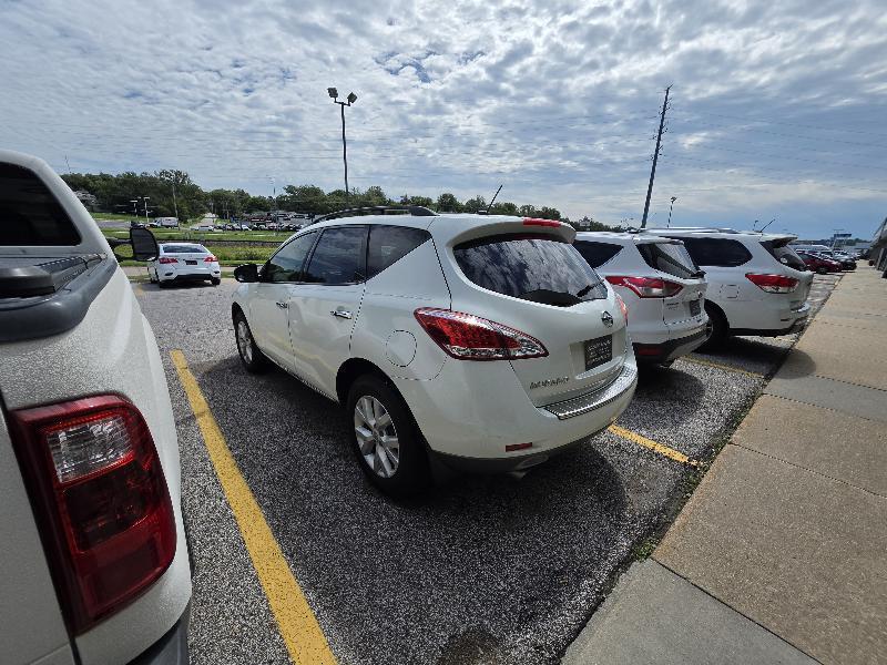 Nissan Murano S AWD 2011
