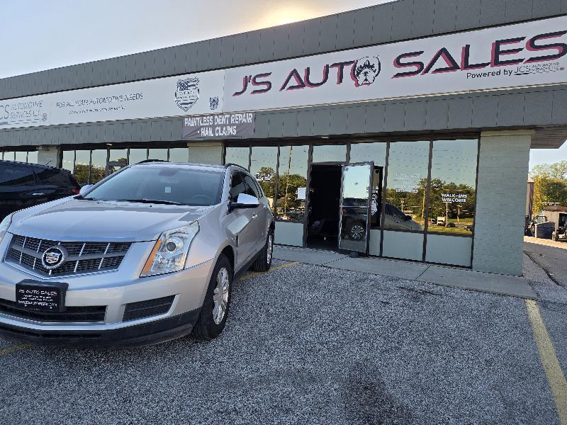 Cadillac SRX Base 2012