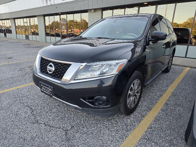 Nissan Pathfinder S 4WD 2013