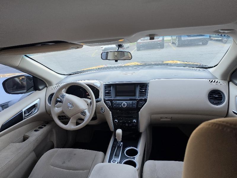Nissan Pathfinder S 4WD 2013