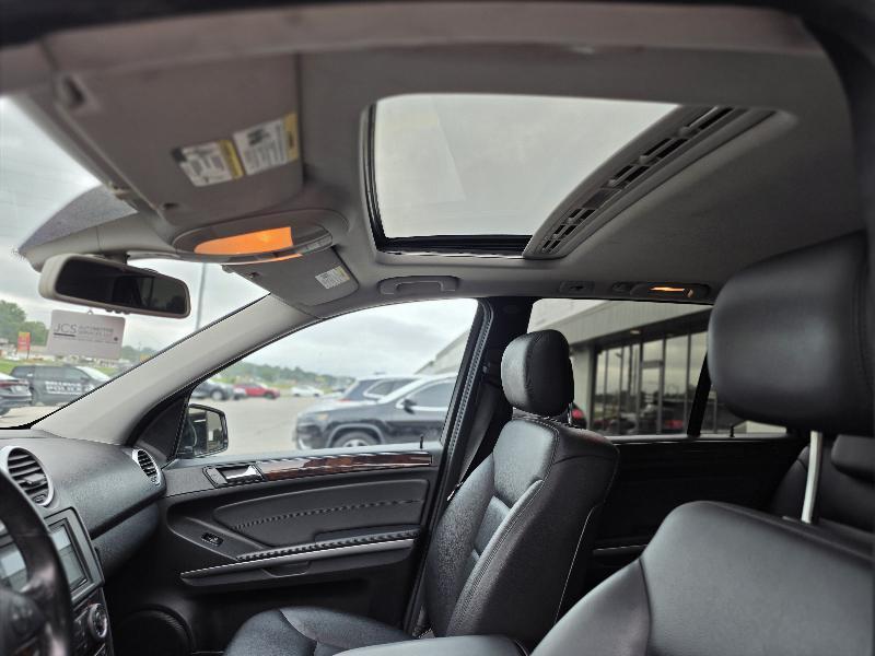 Mercedes-Benz M-Class ML350 4MATIC 2011