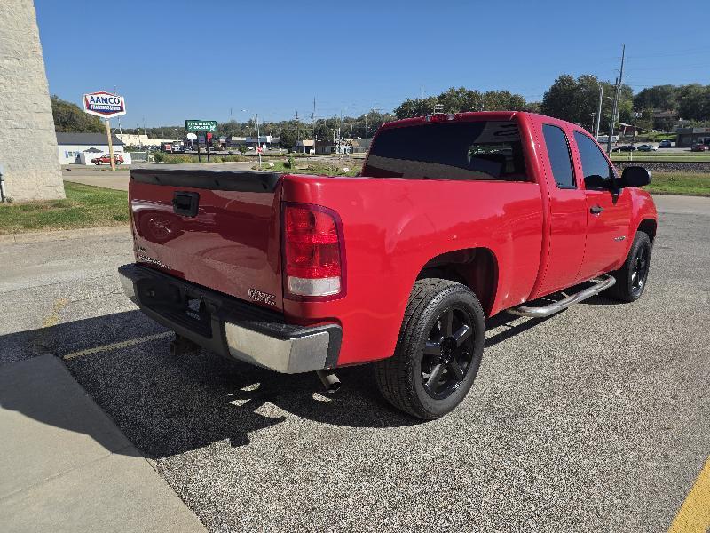 GMC Sierra 1500 SLE Ext. Cab 2WD 2011