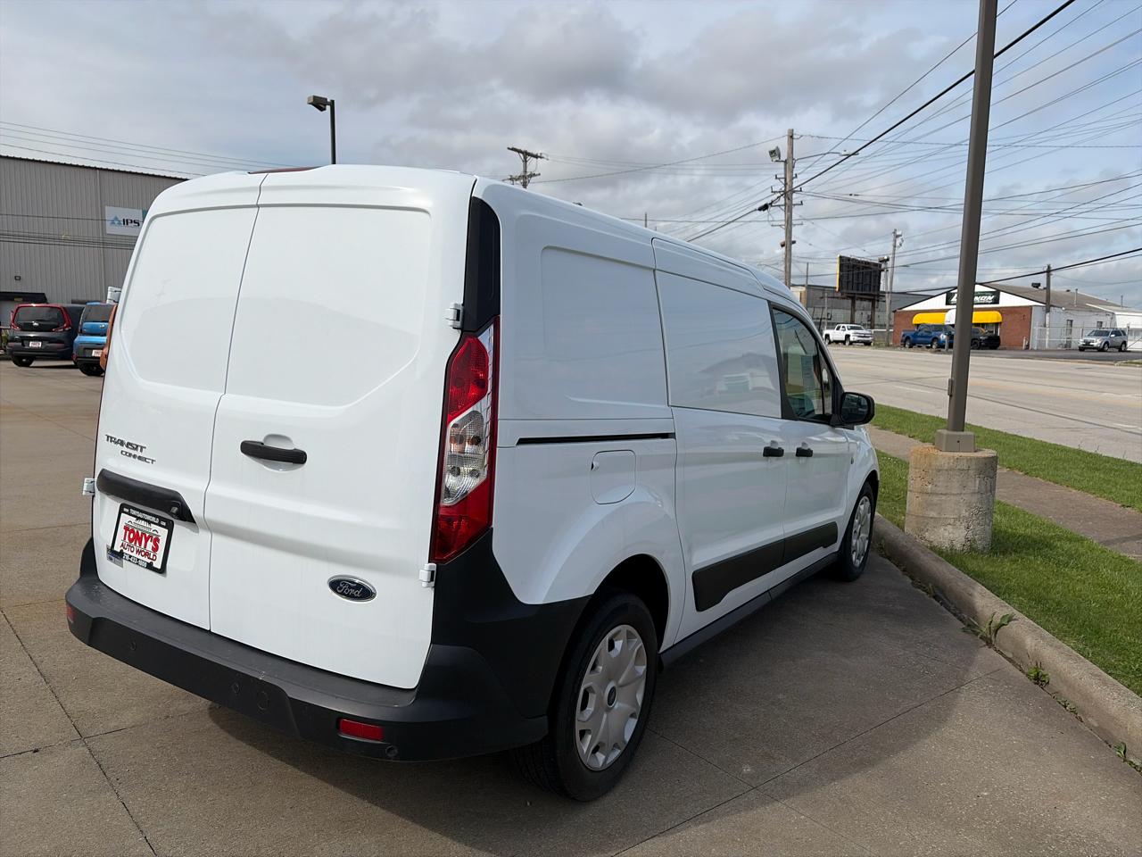 Ford Transit 250 Van Low Roof 60/40 Pass.130-in. WB 2015