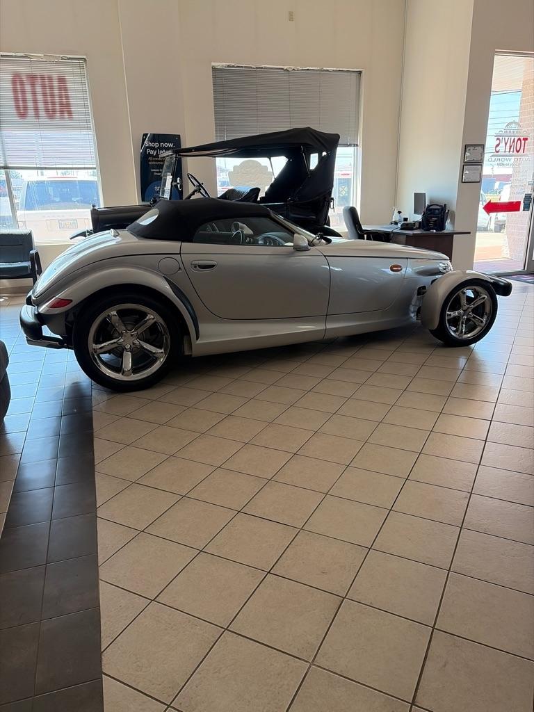 Plymouth Prowler Base 2000