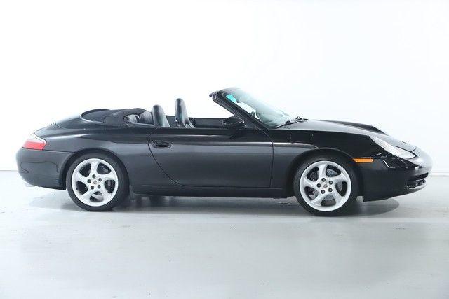 Porsche 911 Carrera Cabriolet 2000