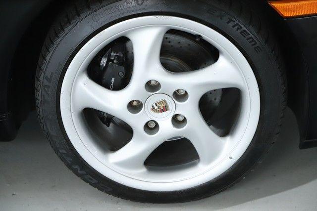 Porsche 911 Carrera Cabriolet 2000