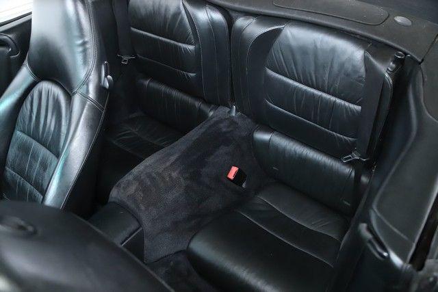 Porsche 911 Carrera Cabriolet 2000