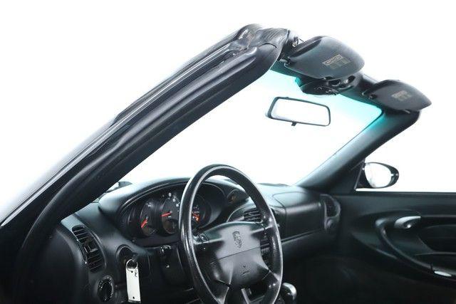 Porsche 911 Carrera Cabriolet 2000