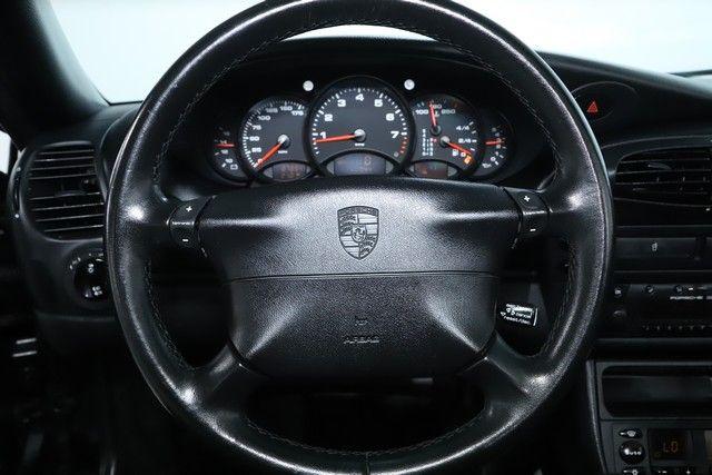 Porsche 911 Carrera Cabriolet 2000