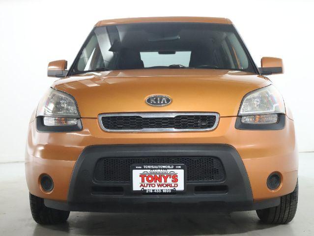 Kia Soul + 2011