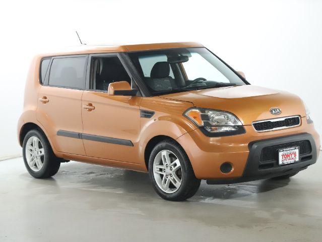 Kia Soul + 2011