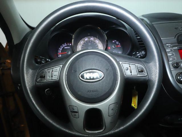 Kia Soul + 2011