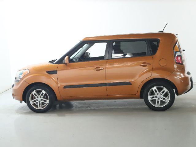 Kia Soul + 2011
