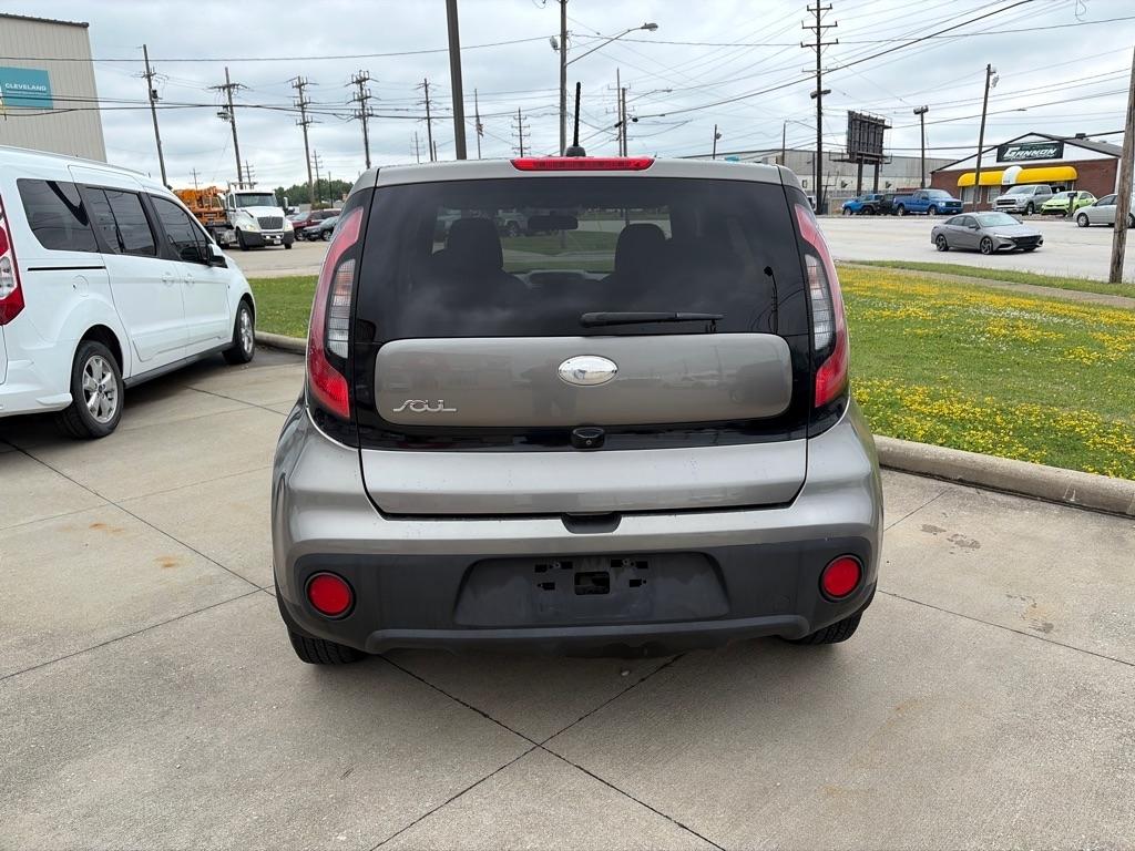 Kia Soul Base 6A 2019