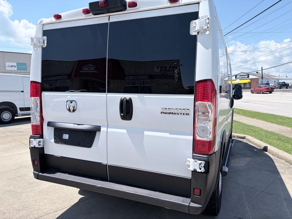 RAM Promaster 2500 Low Roof 2025