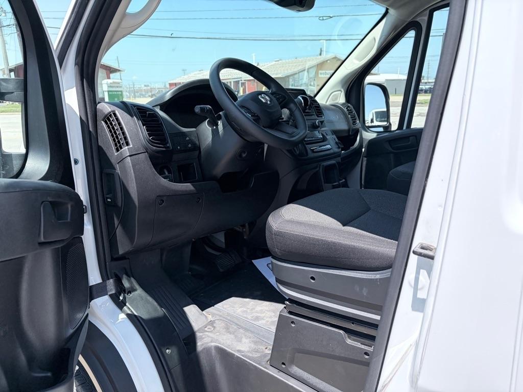 RAM Promaster 2500 Low Roof 2025