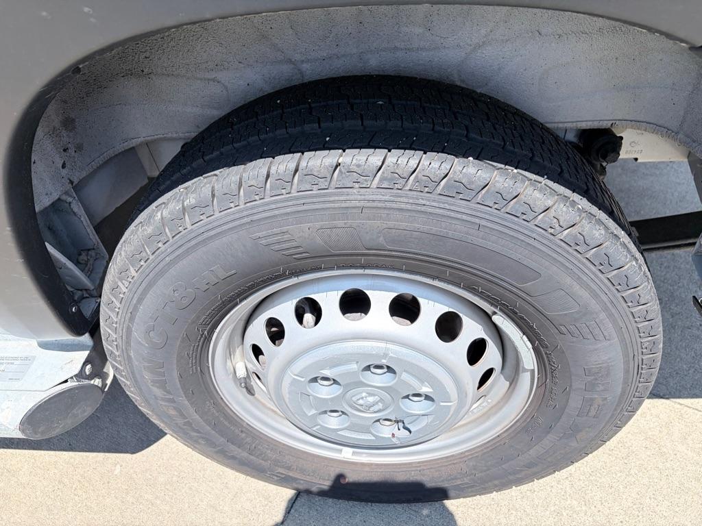 RAM Promaster 2500 Low Roof 2025