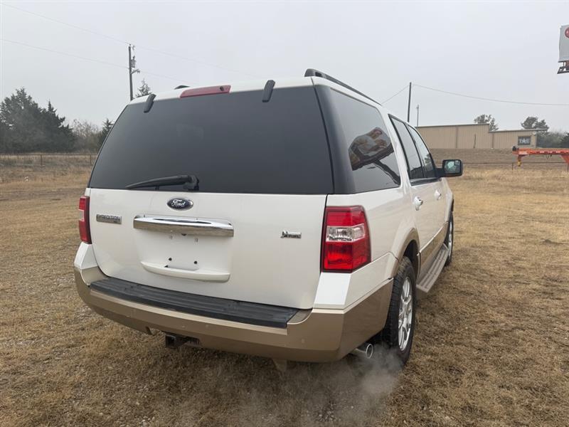 Ford Expedition XLT 4WD 2012