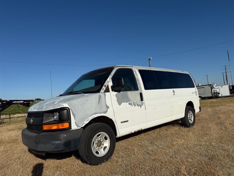 Chevrolet Express 3500 Extended 2003