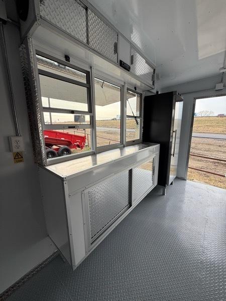 Trailer 8 x 18  2026