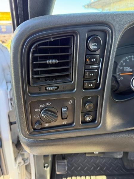 Chevrolet Silverado 1500 Z71 Long Bed 4WD 2005