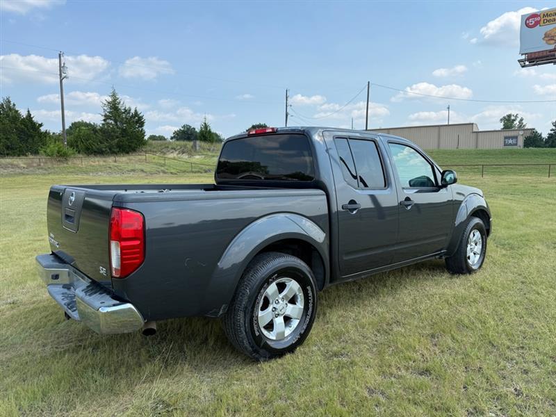 Nissan Frontier SE Crew Cab 2WD 2010