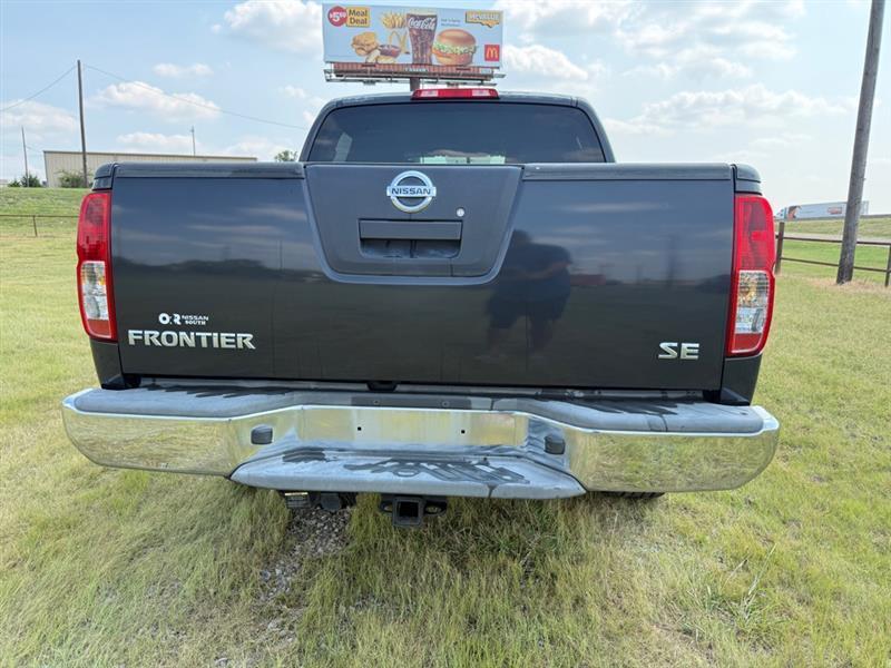 Nissan Frontier SE Crew Cab 2WD 2010