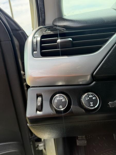 Chevrolet Suburban LS 4WD 2015