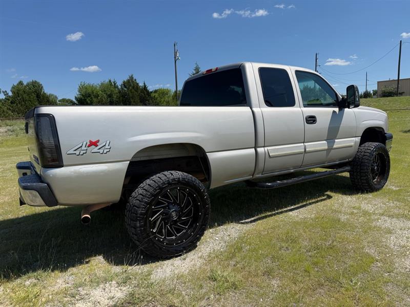 Chevrolet Silverado 1500 LT Ext. Cab Long Bed 4WD 2004